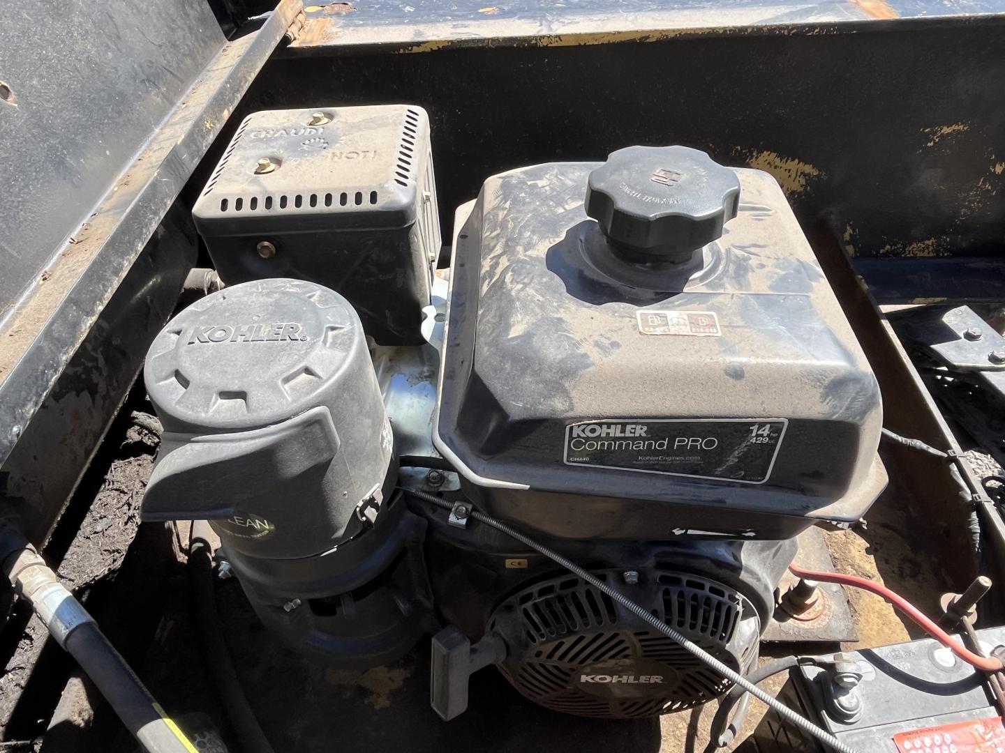 ./imagenes/INVOICE/2019/18031/LOWBOY WITZCO CHALLENGER TRAILER RG-50 (49).JPG